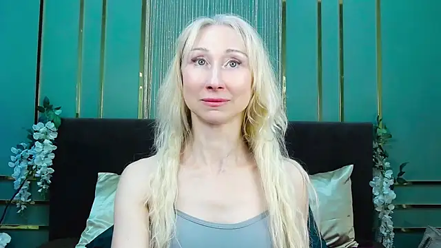 KissDreamm's Live XXX Chat