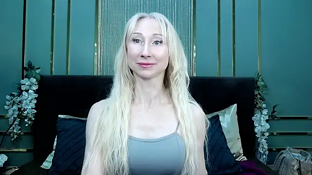 KissDreamm's Live XXX Chat
