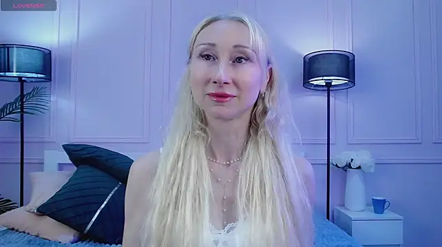 XXX chat uživo modela KissDreamm