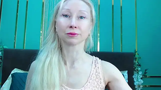KissDreamm XXX чат на живо