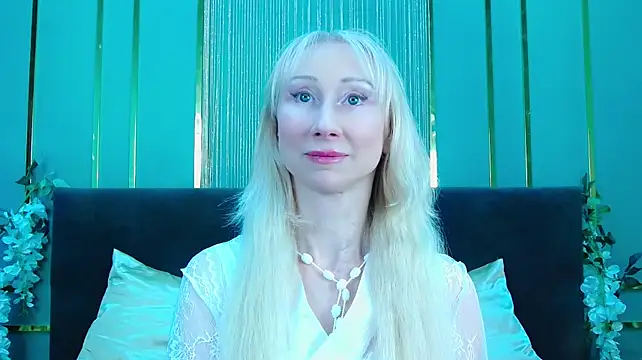 XXX chat uživo modela KissDreamm