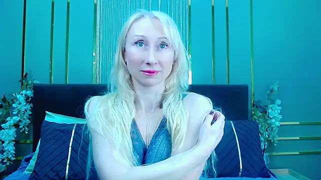 KissDreamm's Live XXX Chat