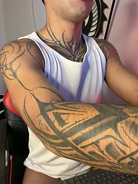 imAdamhot's Webcam Show