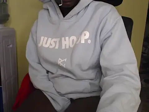 Bigassyyn Webbikameraesitys