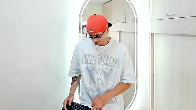 Show modela Mheysam_Youngerx na web-kameri