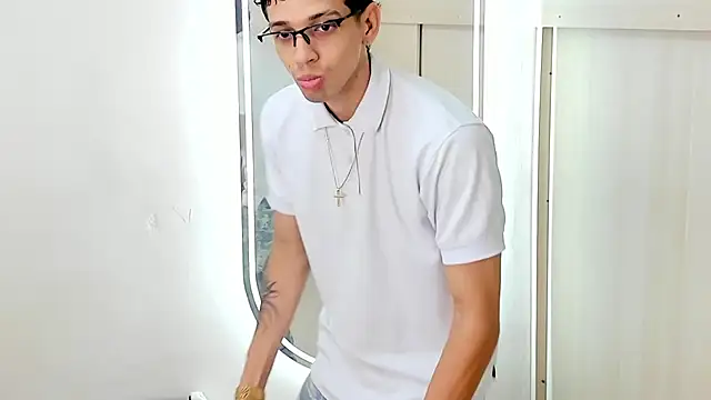 Show de webcam de Mheysam_Youngerx