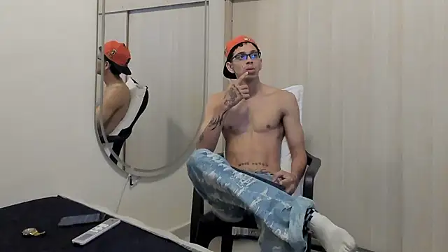 Show de Mheysam_Youngerx na webcam