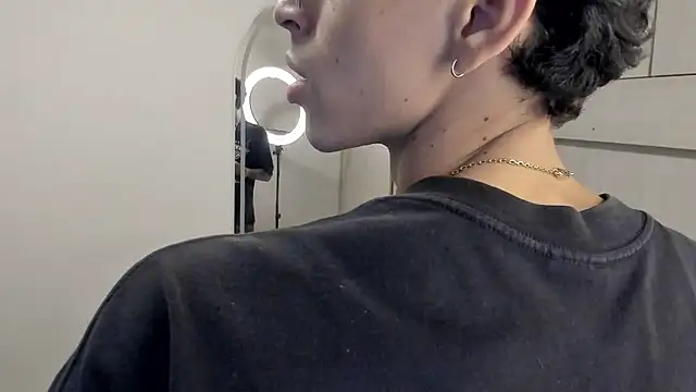 Mheysam_Youngerx 在線直播表演