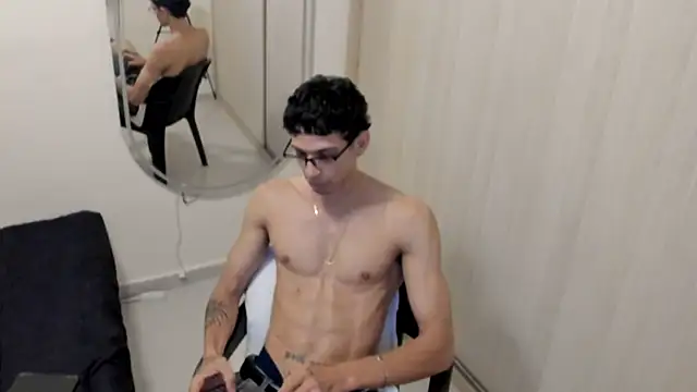 Mheysam_Youngerx Webcamshow
