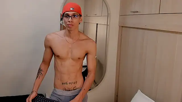 Webkamerová show Mheysam_Youngerx