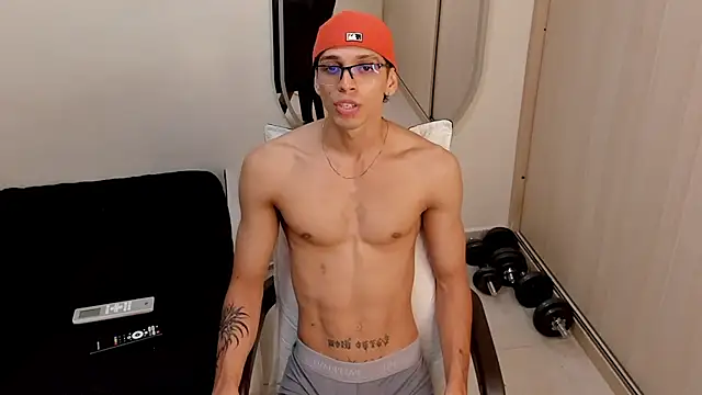 Webkamerová show Mheysam_Youngerx