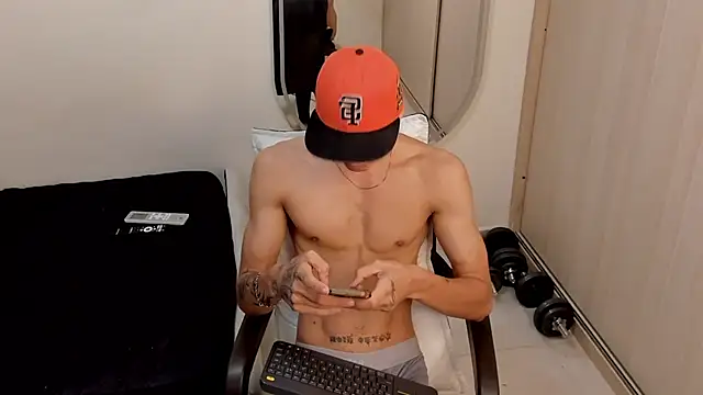 Mheysam_Youngerx Webcamshow