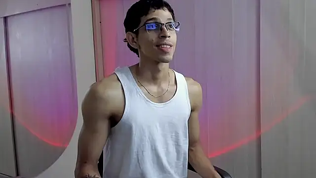Show modela Mheysam_Youngerx na web-kameri