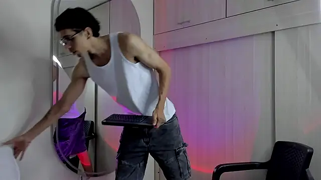 Show modela Mheysam_Youngerx na web-kameri