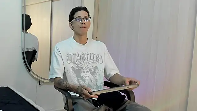 Show de webcam de Mheysam_Youngerx