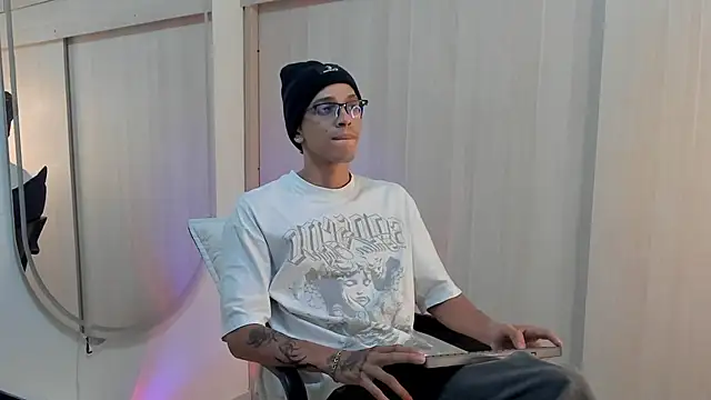 Show de Mheysam_Youngerx na webcam