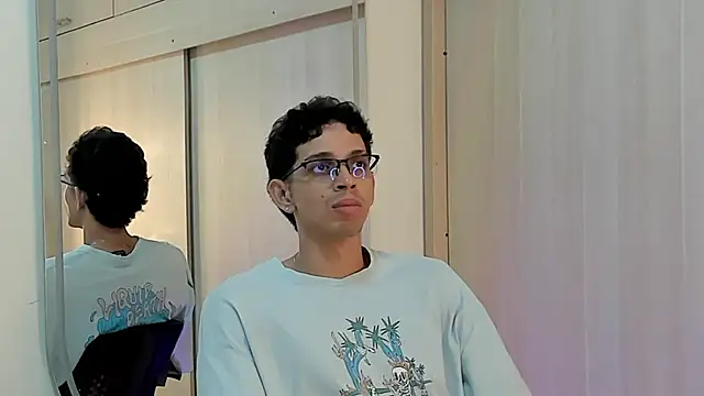 Mheysam_Youngerx webkamerás műsora