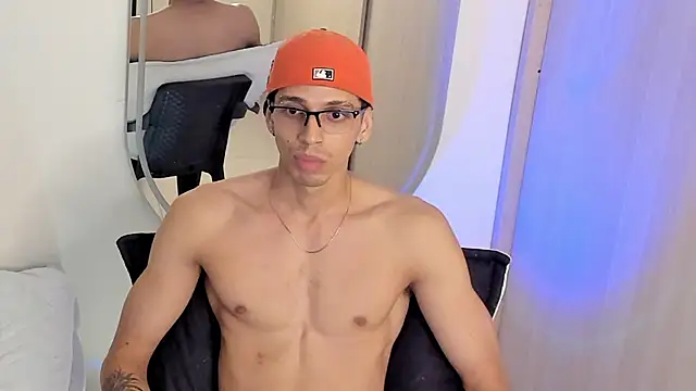 Mheysam_Youngerx webcam show