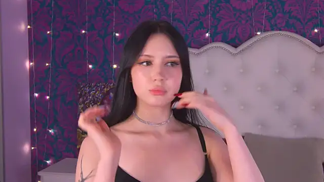 GraceMonroes Adlı Modelin Canlı XXX Sohbeti