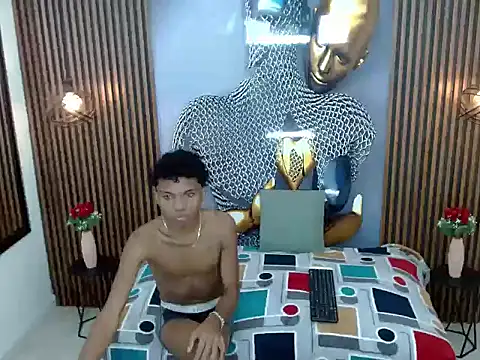 Show de webcam de AlessandroBlack_