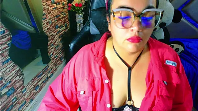 Chat XXX en directo de megan_glenda