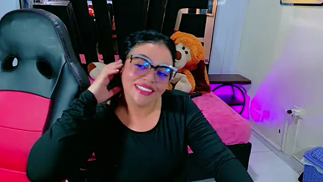 Chat XXX en directo de megan_glenda