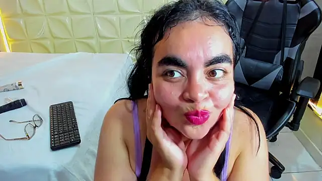 הופעת וובקאם של megan_glenda