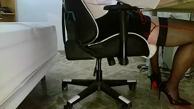 Webkamerová show crosscum2