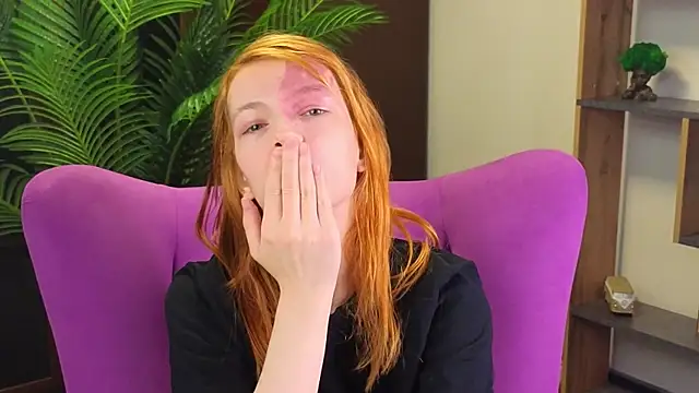 ConstanceDzama Webcam Show