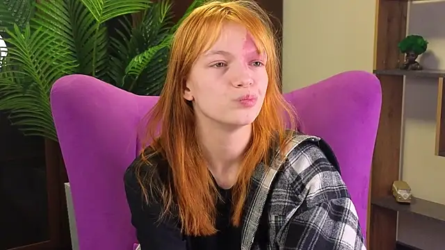 ConstanceDzama's Webcam Show
