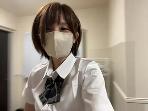 Chat +18 de kurage_kura_ ao vivo