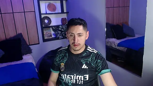 Show de kevin_23_ na webcam