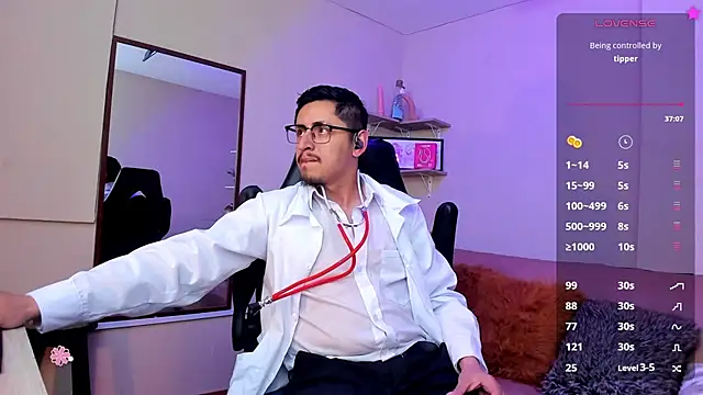 kevin_23_ Adlı Modelin Web Kamerası Şovu