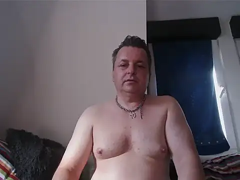Show modela boy0230M na web-kameri