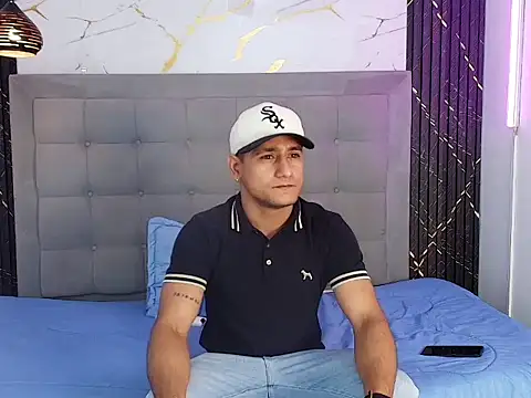 הופעת וובקאם של iron_king7