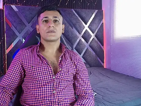 iron_king7 – webcam-show