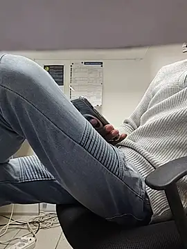 عرض كام THATHAIRYTALLDUDE