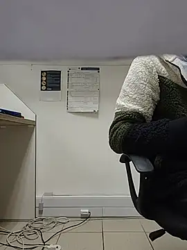 THATHAIRYTALLDUDE Show Webcam
