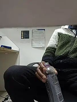 THATHAIRYTALLDUDE – webcam-show