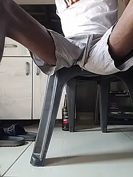 הופעת וובקאם של THATHAIRYTALLDUDE