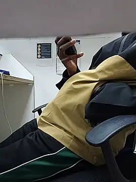 THATHAIRYTALLDUDE Шоу с уебкамера