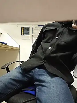THATHAIRYTALLDUDE Webcam show