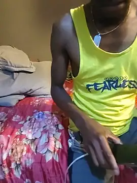 THATHAIRYTALLDUDE webcam show