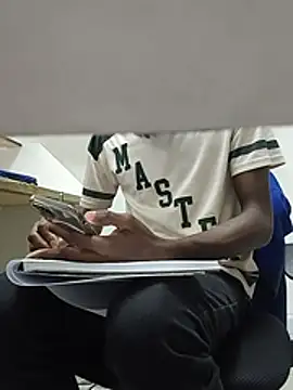 THATHAIRYTALLDUDEのウェブカメラショー