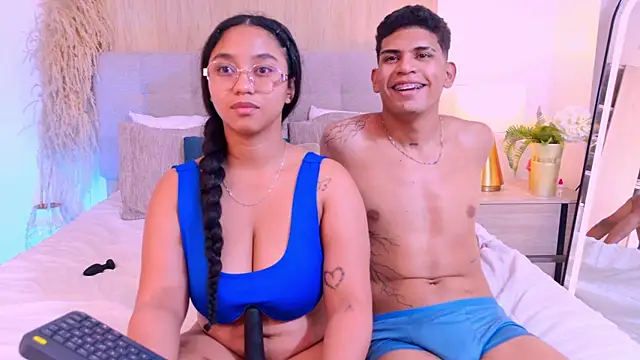 RoseAndDominic 라이브 XXX 채팅