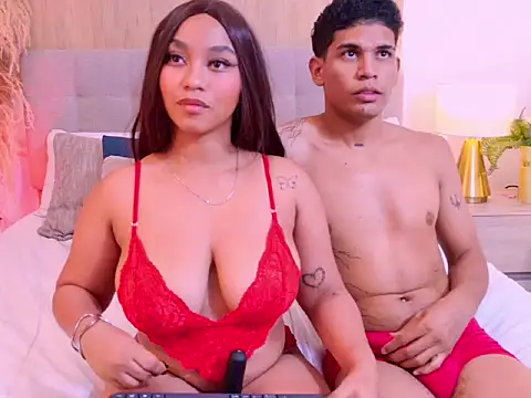 RoseAndDominic's Live XXX Chat