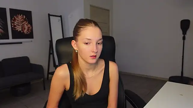 Pokazy przed kamerką – Lana_Jewel