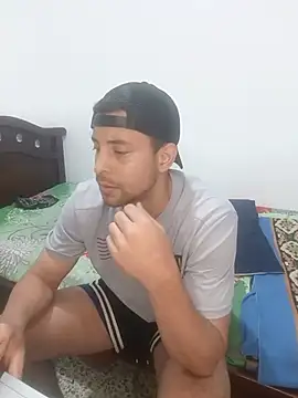 Cris_LaCobra_ Show in webcam
