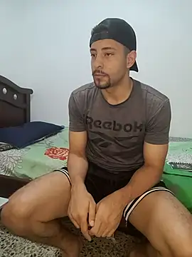 Cris_LaCobra_'s Webcam Show