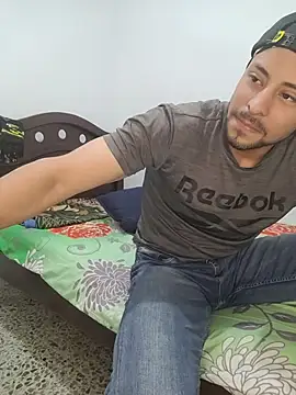 Cris_LaCobra_ Show Webcam